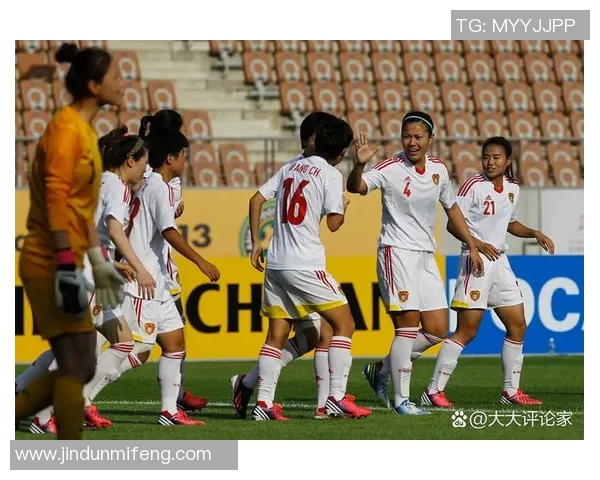 中国男足迎战伊朗队全力争胜力争晋级亚洲杯淘汰赛阶段